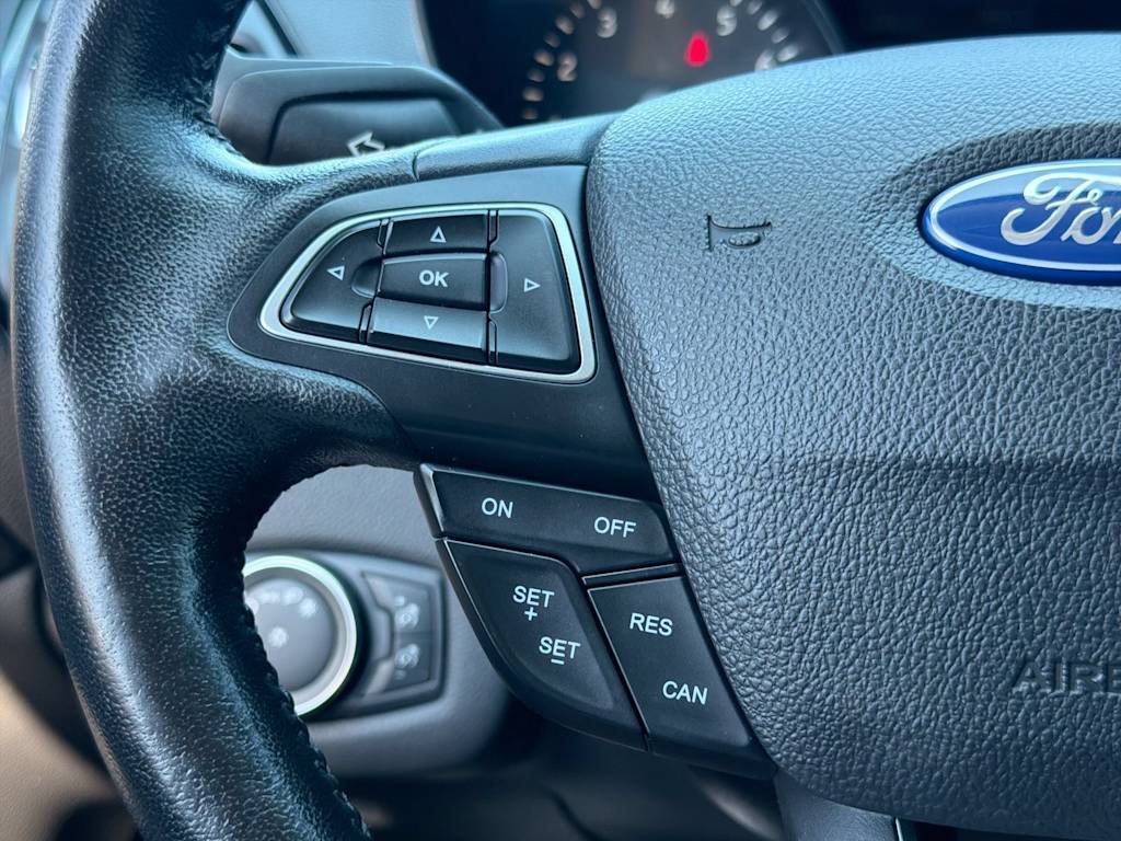 Thumbnail: 2019 Ford Escape - 31