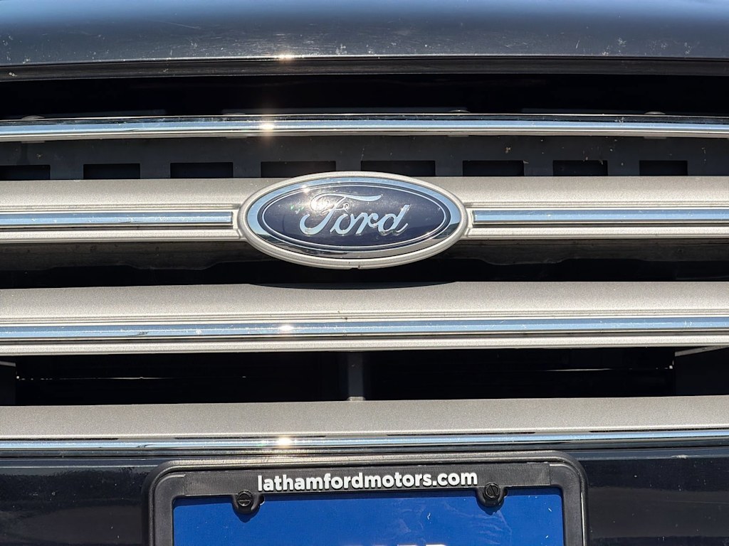 Thumbnail: 2019 Ford Escape - 7