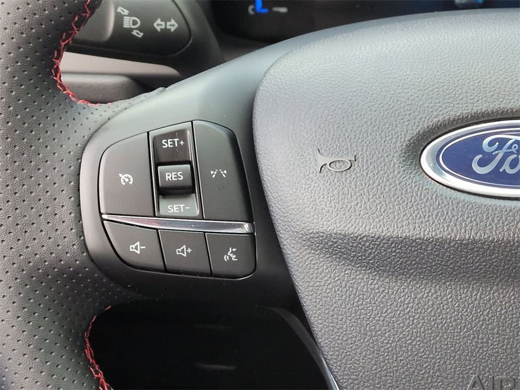 Thumbnail: 2025 Ford Escape - 29