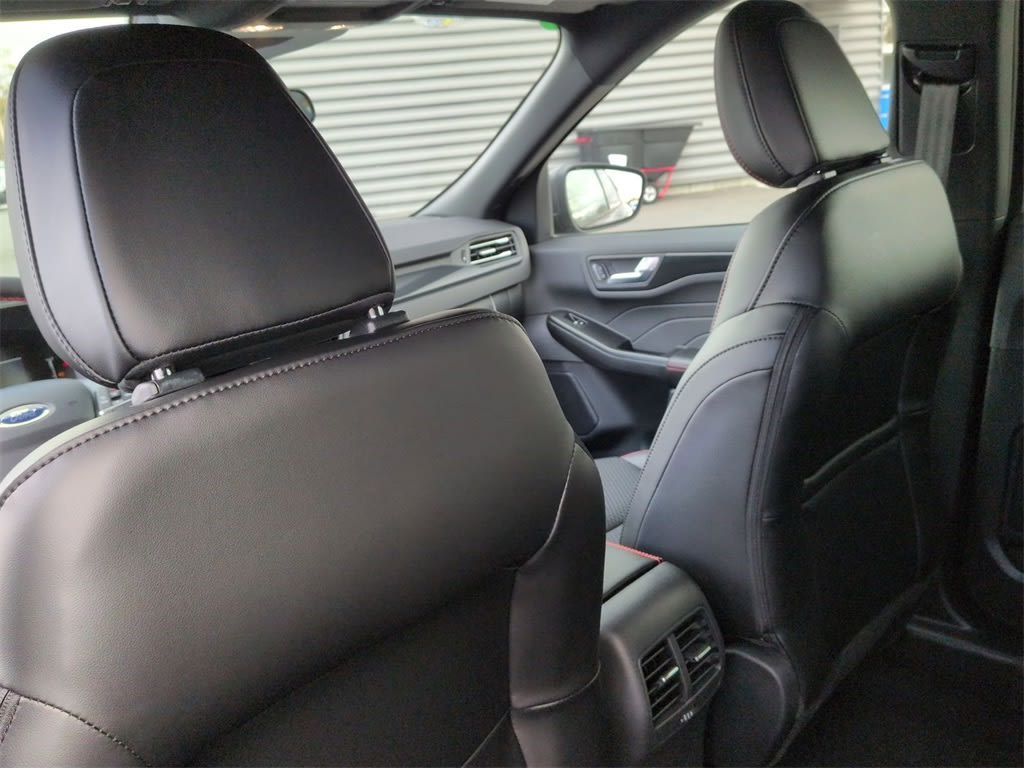 Thumbnail: 2025 Ford Escape - 27