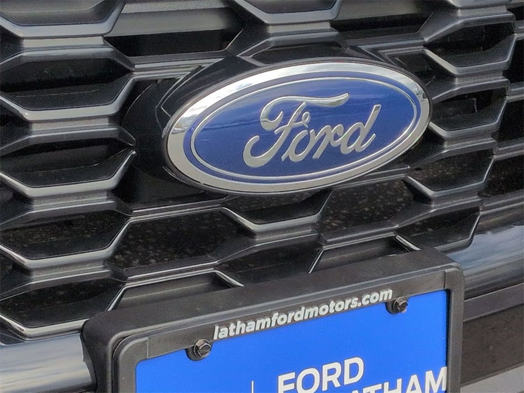 Thumbnail: 2025 Ford Escape - 6