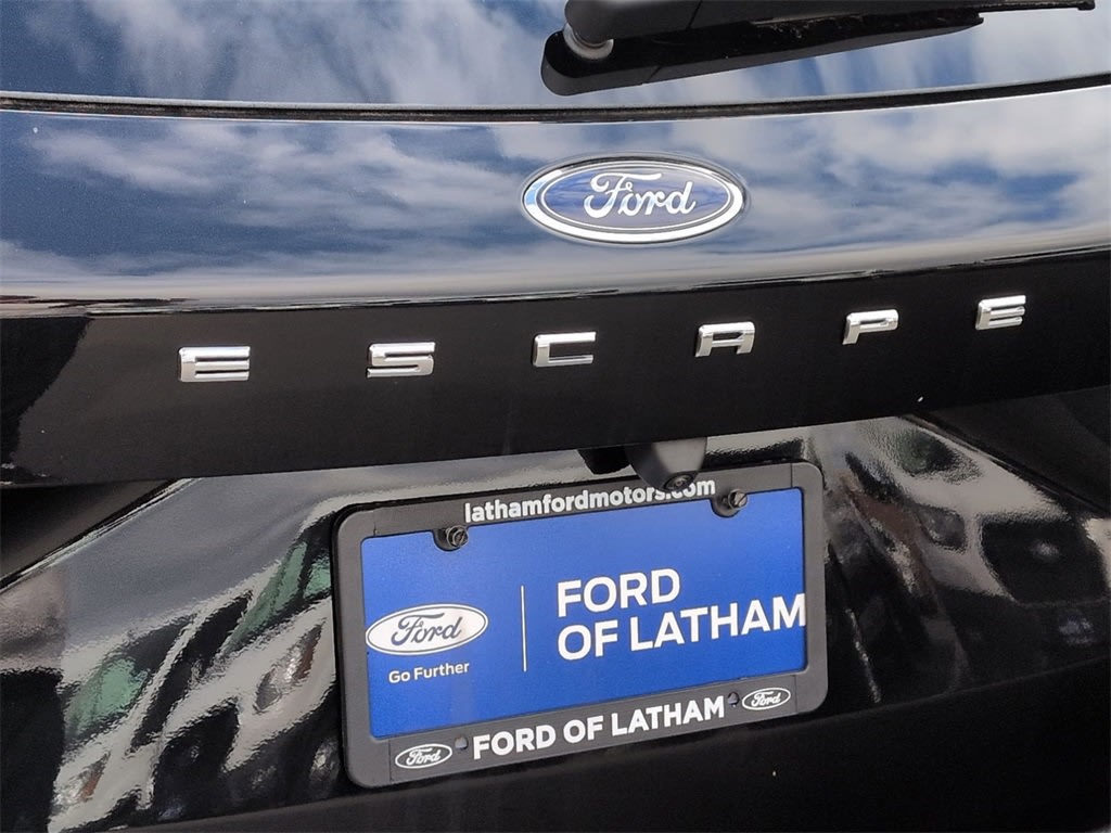 Thumbnail: 2025 Ford Escape - 24