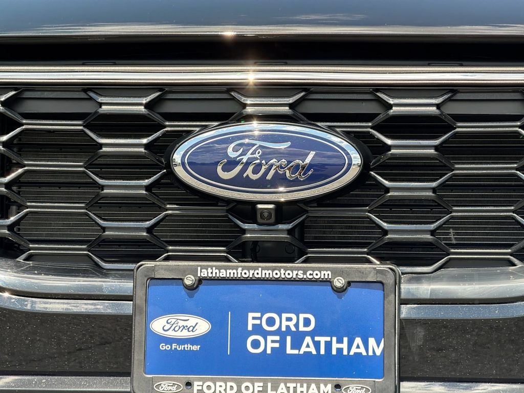 Thumbnail: 2024 Ford Escape - 6