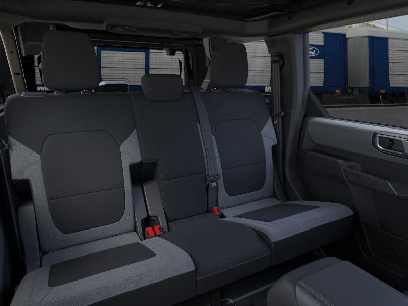 2025 Ford Bronco Big Bend 11