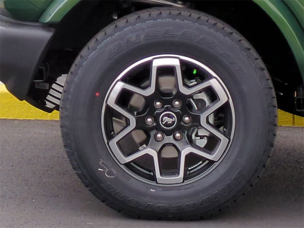 2024 Ford Bronco Outer Banks 7