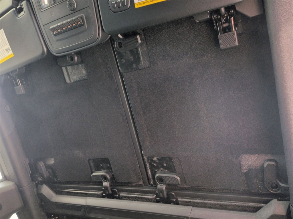 Thumbnail: 2025 Ford Bronco - 10