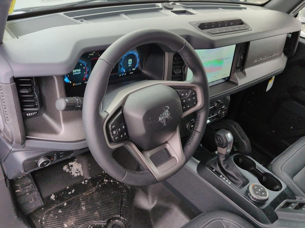 Thumbnail: 2025 Ford Bronco - 2