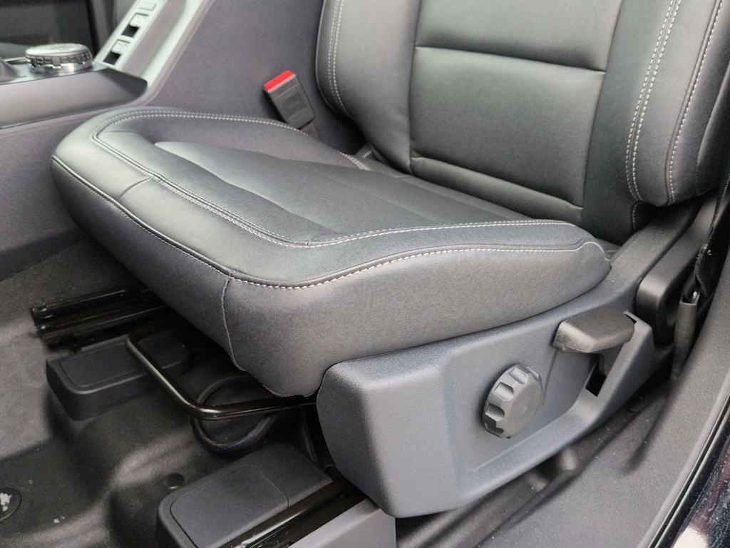 Thumbnail: 2025 Ford Bronco - 27