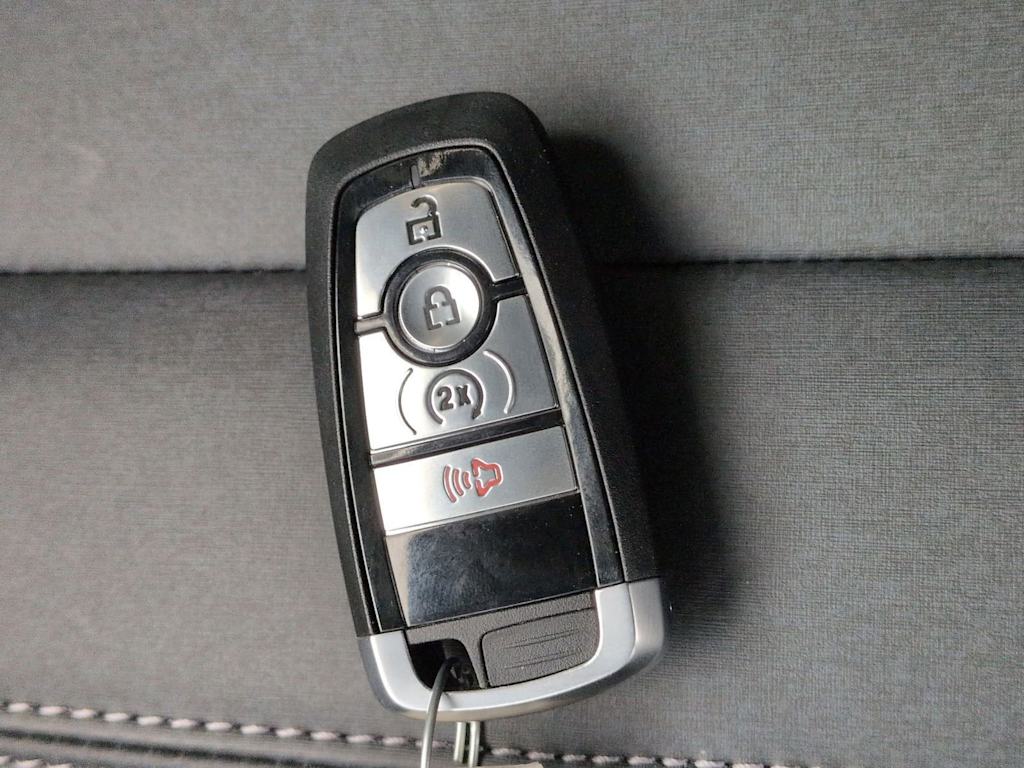 Thumbnail: 2025 Ford Bronco - 17