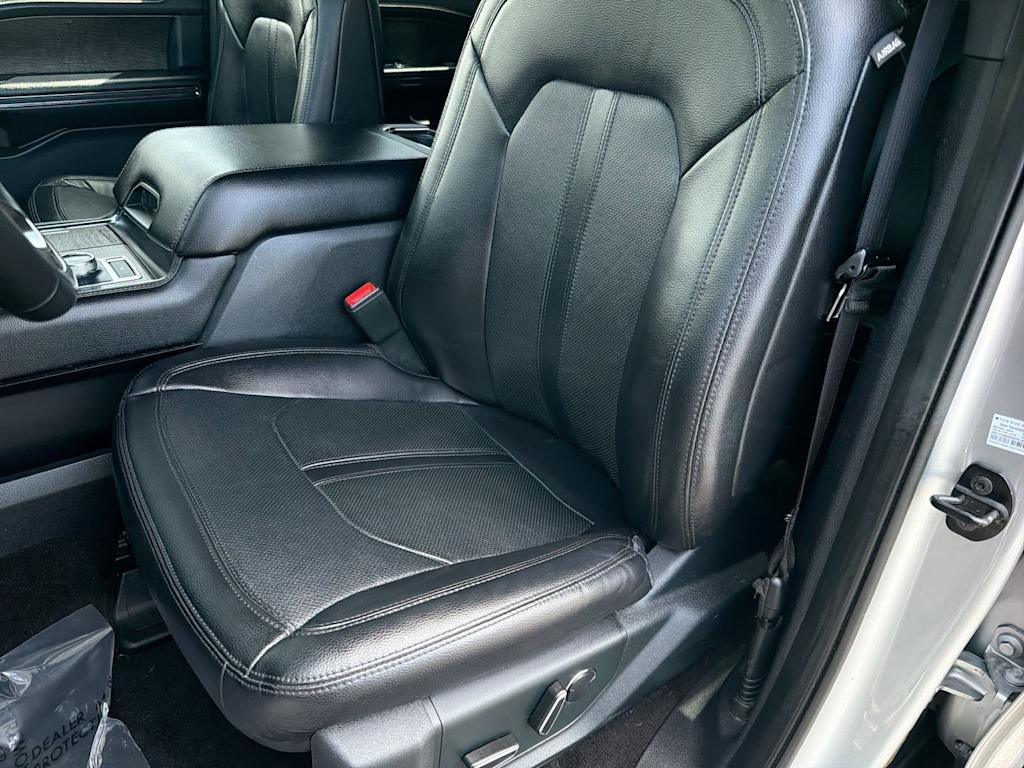 Thumbnail: 2021 Ford Expedition MAX - 10