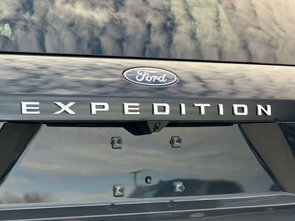 Thumbnail: 2026 Ford Expedition - 24