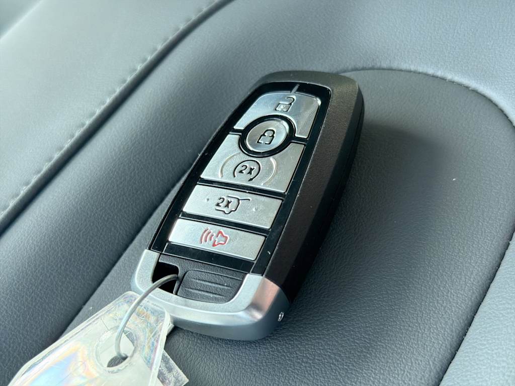 Thumbnail: 2026 Ford Expedition - 15