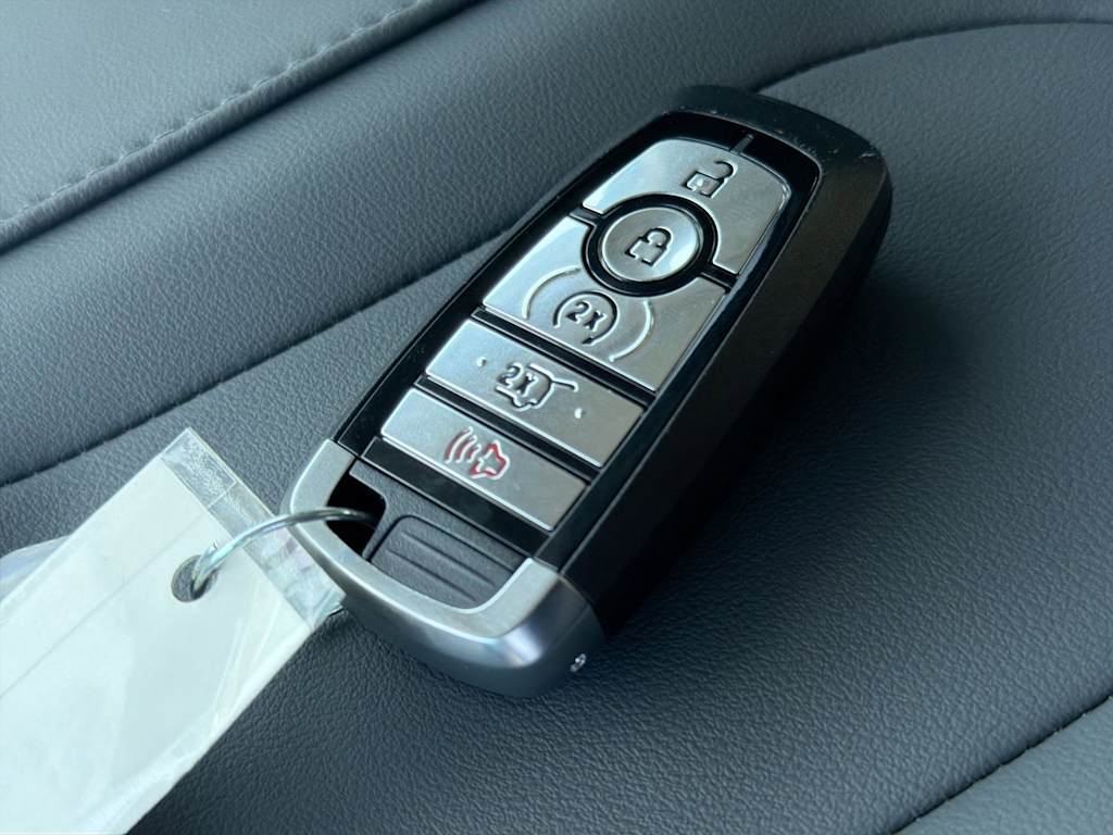 Thumbnail: 2026 Ford Expedition - 15