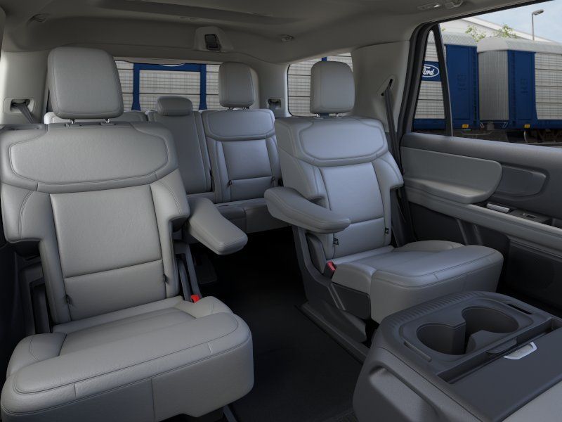 Thumbnail: 2026 Ford Expedition - 10