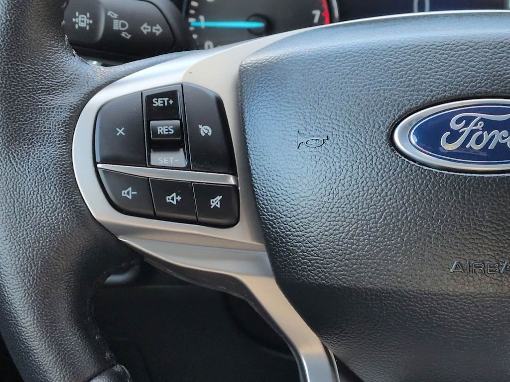 Thumbnail: 2023 Ford Explorer - 30