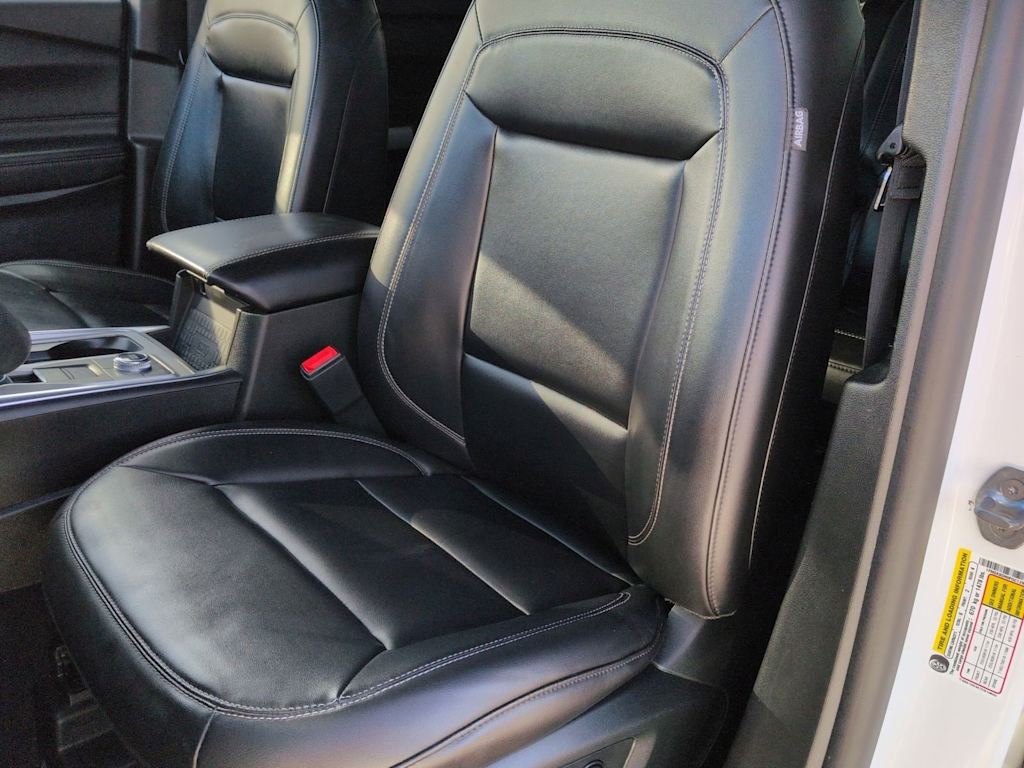 Thumbnail: 2023 Ford Explorer - 10