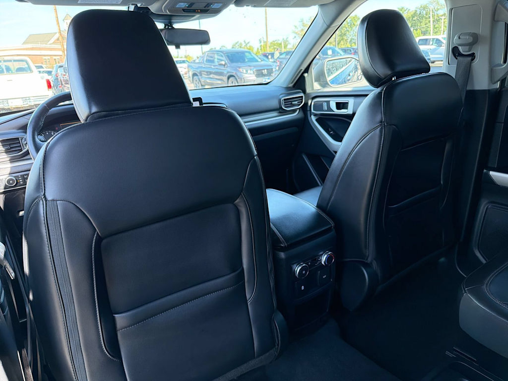 Thumbnail: 2021 Ford Explorer - 27