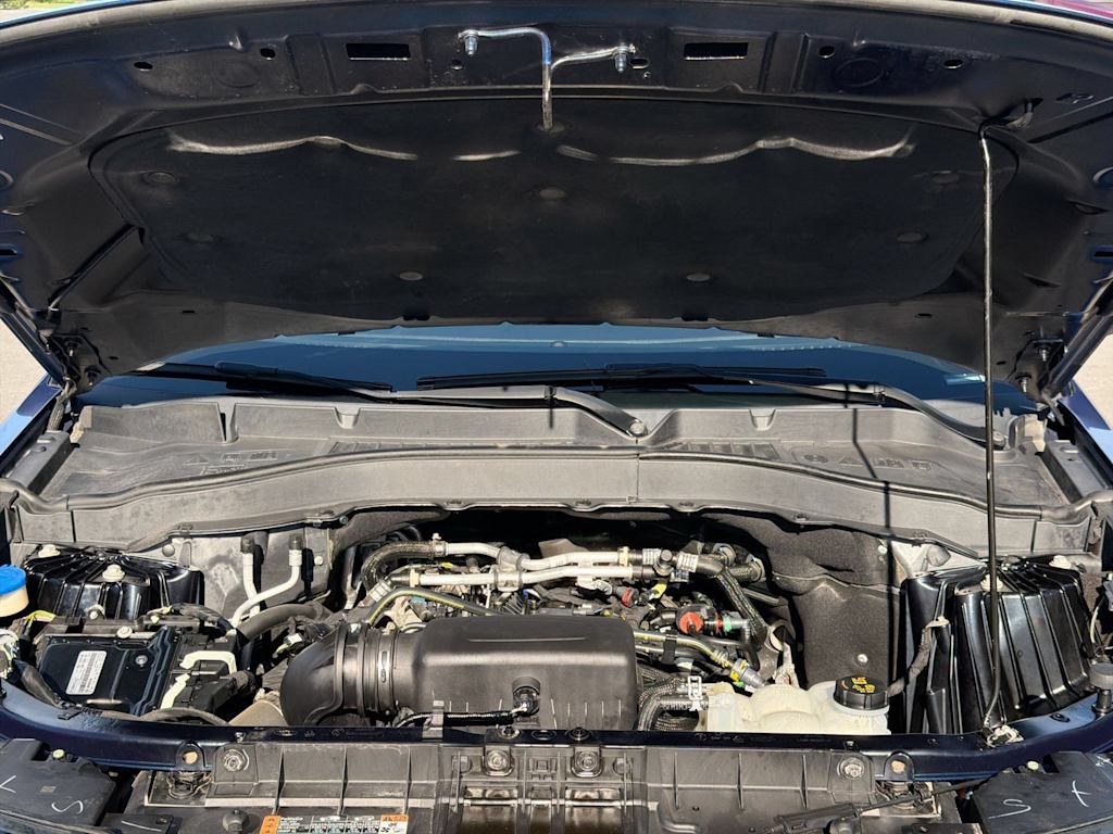 Thumbnail: 2021 Ford Explorer - 9