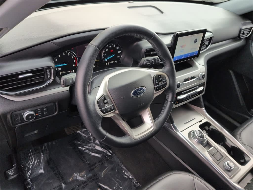 Thumbnail: 2022 Ford Explorer - 2