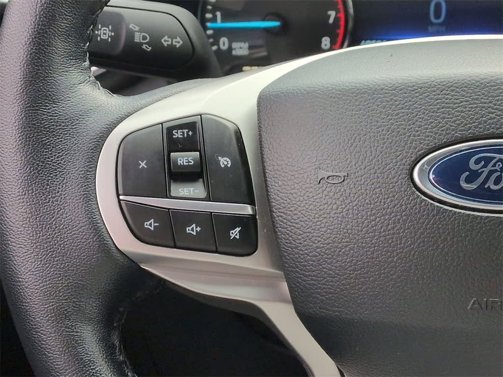 Thumbnail: 2022 Ford Explorer - 30