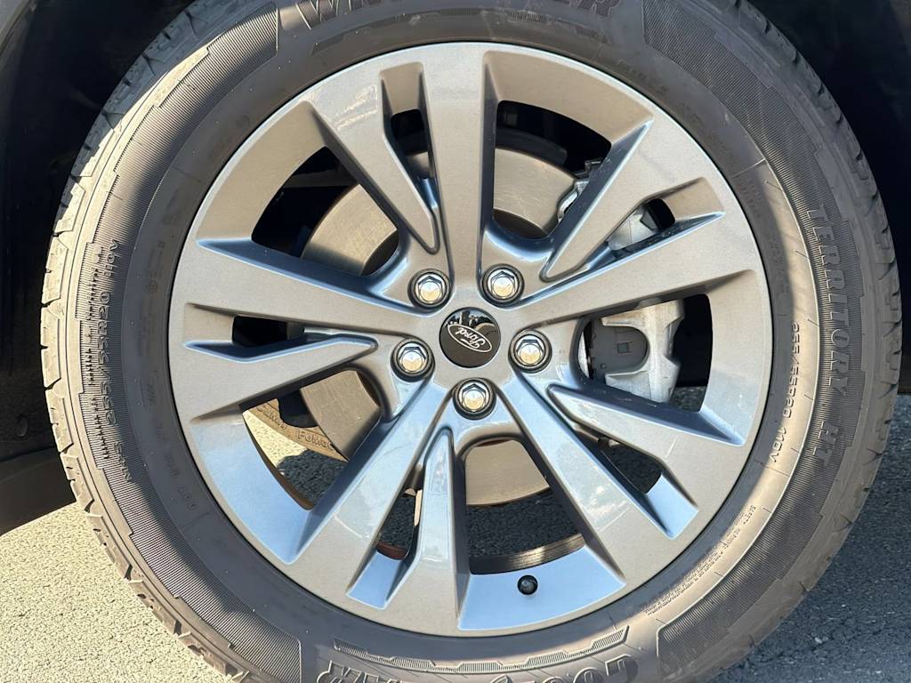 Thumbnail: 2022 Ford Explorer - 6