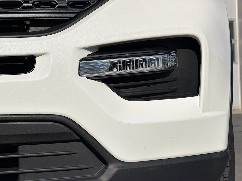 Thumbnail: 2022 Ford Explorer - 5