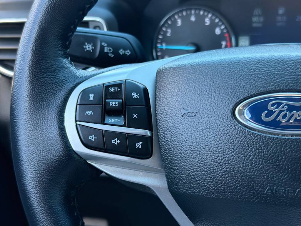 Thumbnail: 2022 Ford Explorer - 29