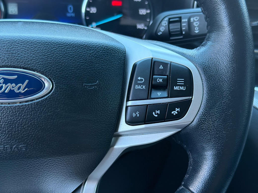 Thumbnail: 2022 Ford Explorer - 30