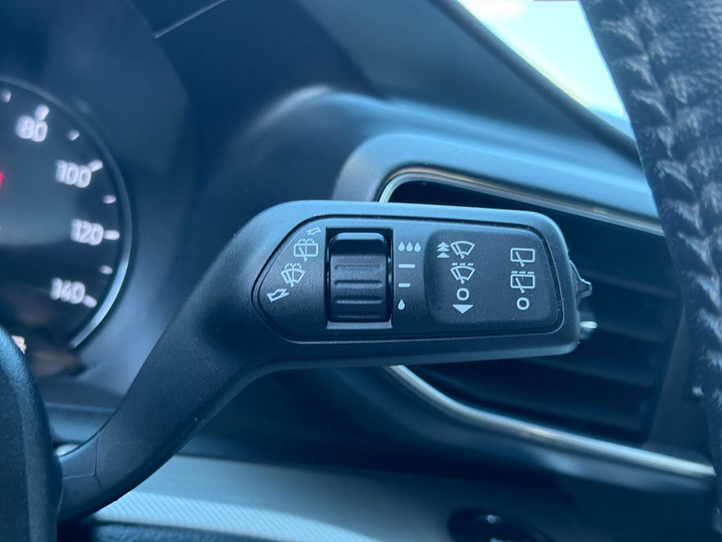 Thumbnail: 2022 Ford Explorer - 13