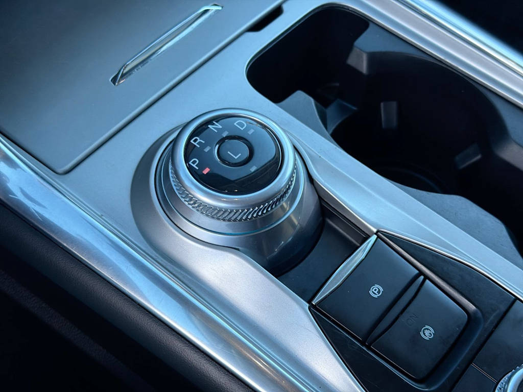 Thumbnail: 2022 Ford Explorer - 35