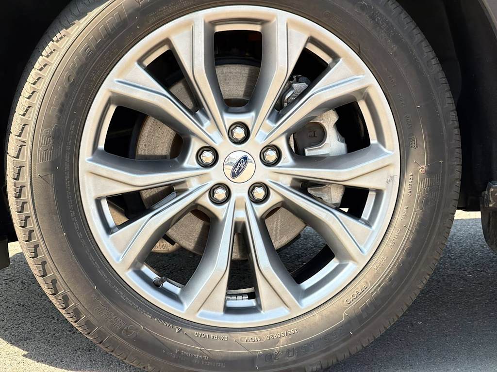 Thumbnail: 2022 Ford Explorer - 7