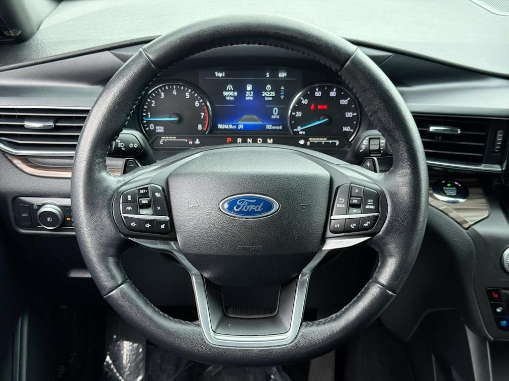 Thumbnail: 2020 Ford Explorer - 14