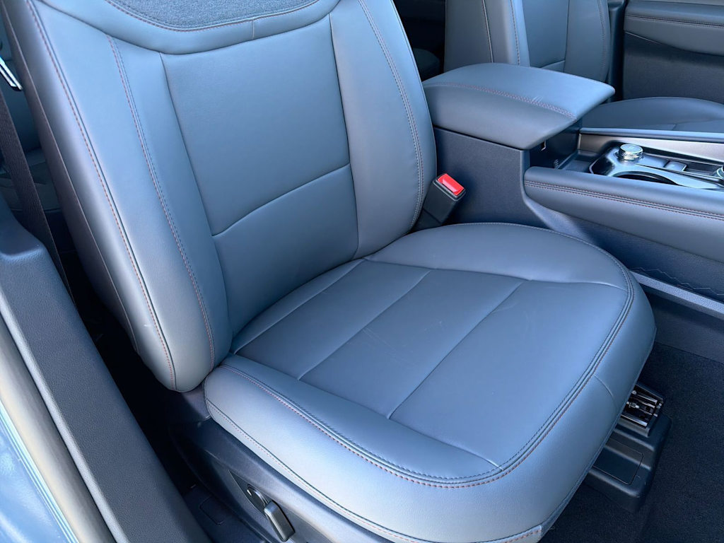 Thumbnail: 2026 Ford Explorer - 29