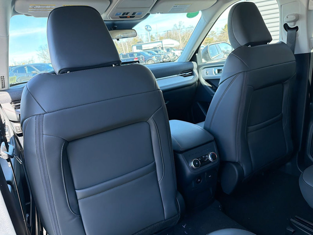 Thumbnail: 2026 Ford Explorer - 10