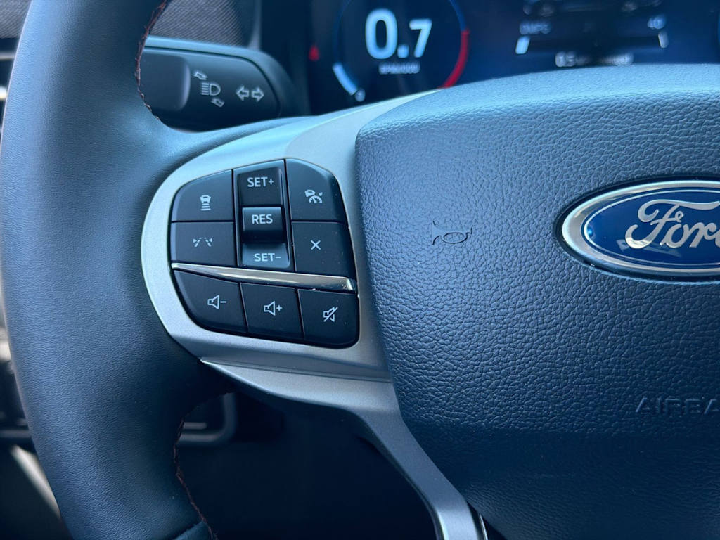 Thumbnail: 2026 Ford Explorer - 30