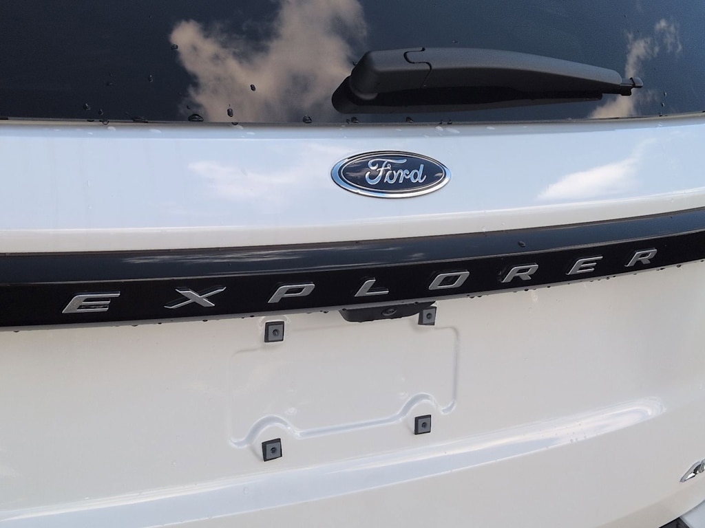 Thumbnail: 2026 Ford Explorer - 24