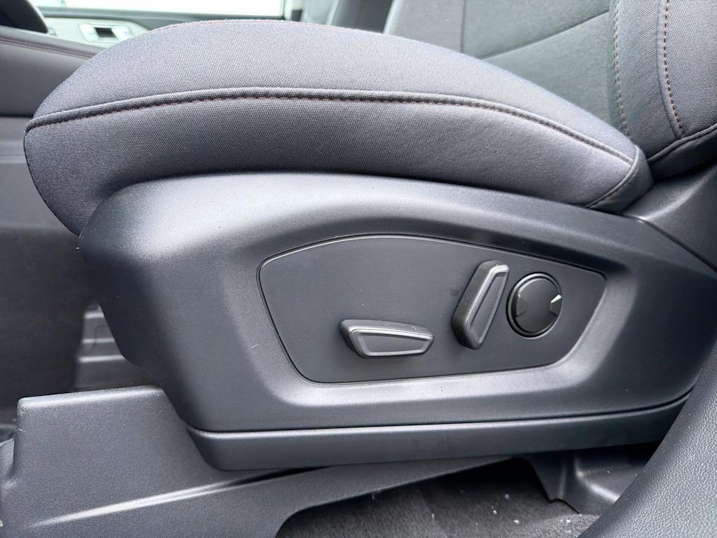 Thumbnail: 2026 Ford Explorer - 26