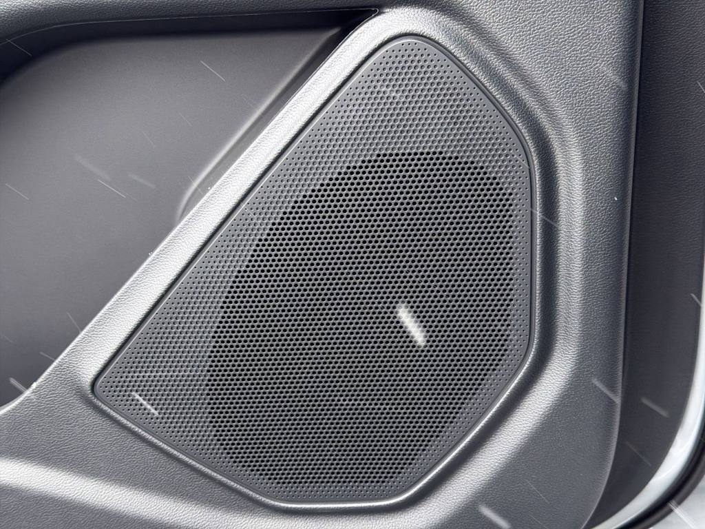 Thumbnail: 2026 Ford Explorer - 34