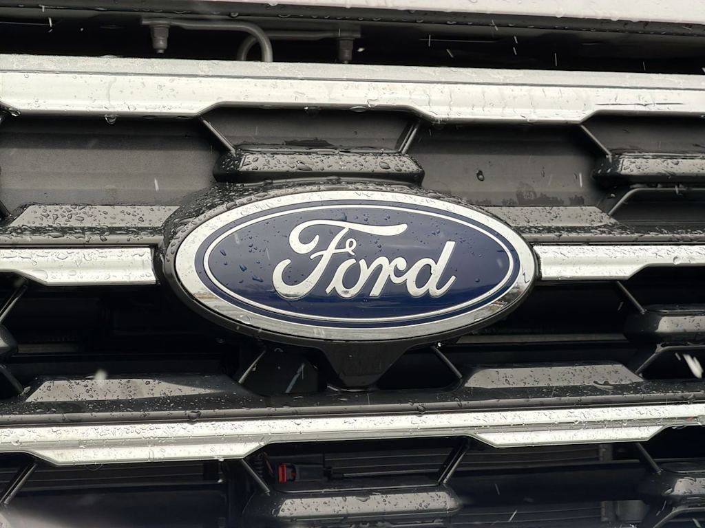 Thumbnail: 2026 Ford Explorer - 6