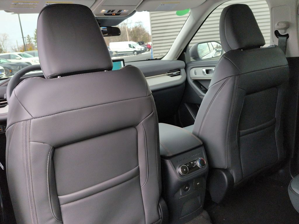 Thumbnail: 2026 Ford Explorer - 10