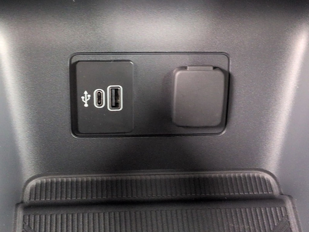 Thumbnail: 2026 Ford Explorer - 17