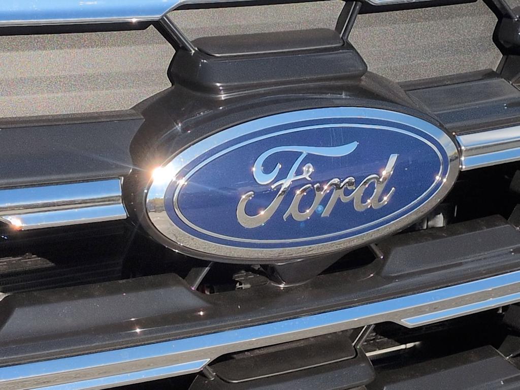 Thumbnail: 2026 Ford Explorer - 7