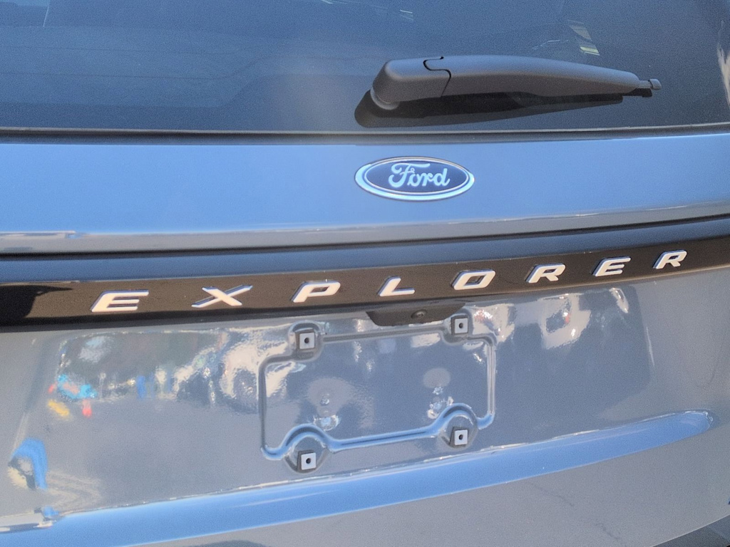 Thumbnail: 2026 Ford Explorer - 25