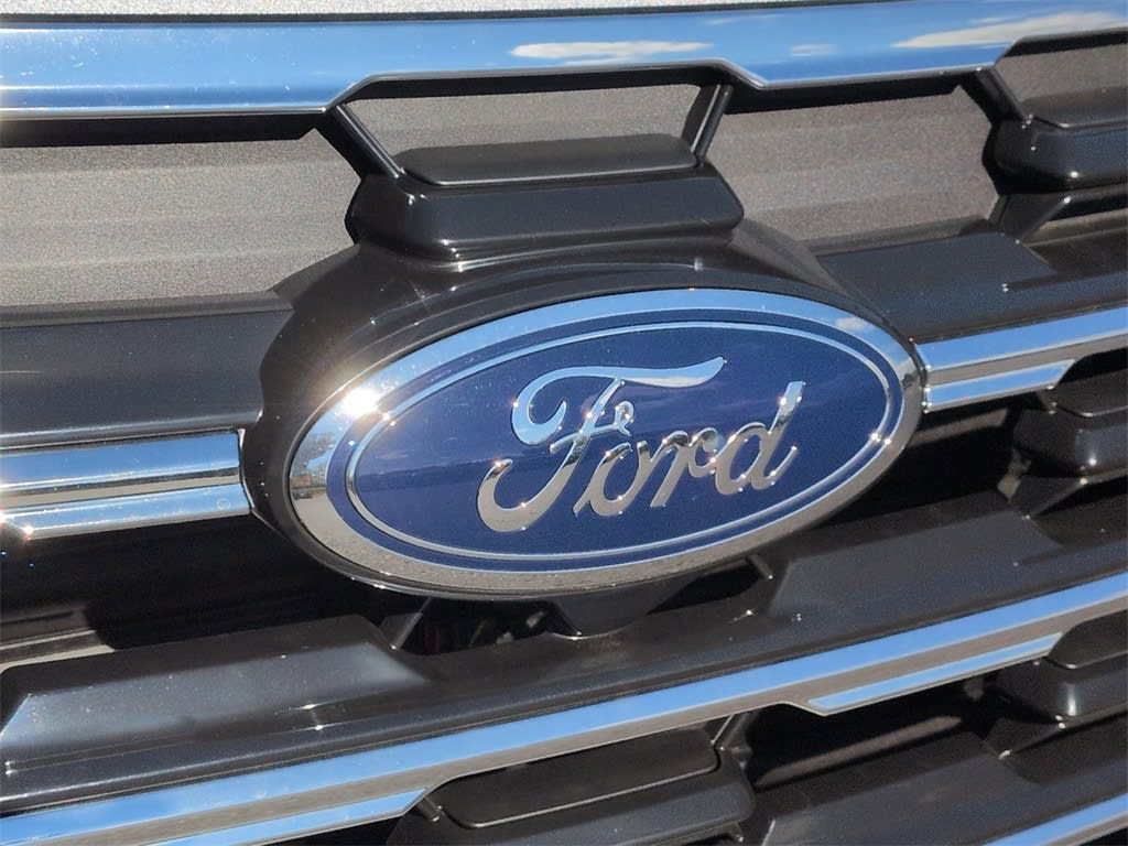 Thumbnail: 2026 Ford Explorer - 6