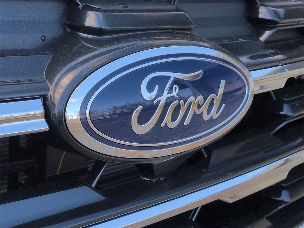 Thumbnail: 2026 Ford Explorer - 25