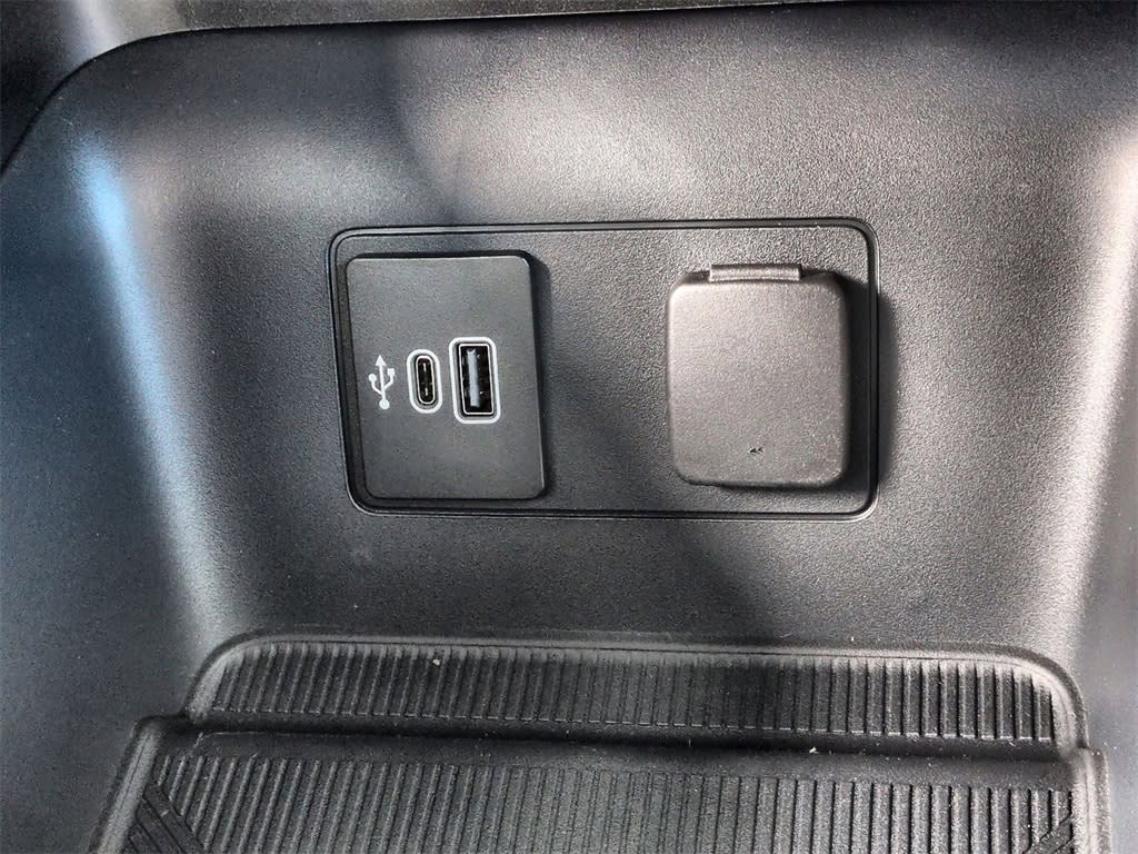 Thumbnail: 2026 Ford Explorer - 36