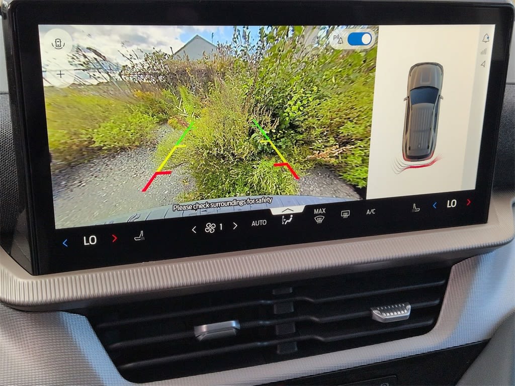 Thumbnail: 2026 Ford Explorer - 34