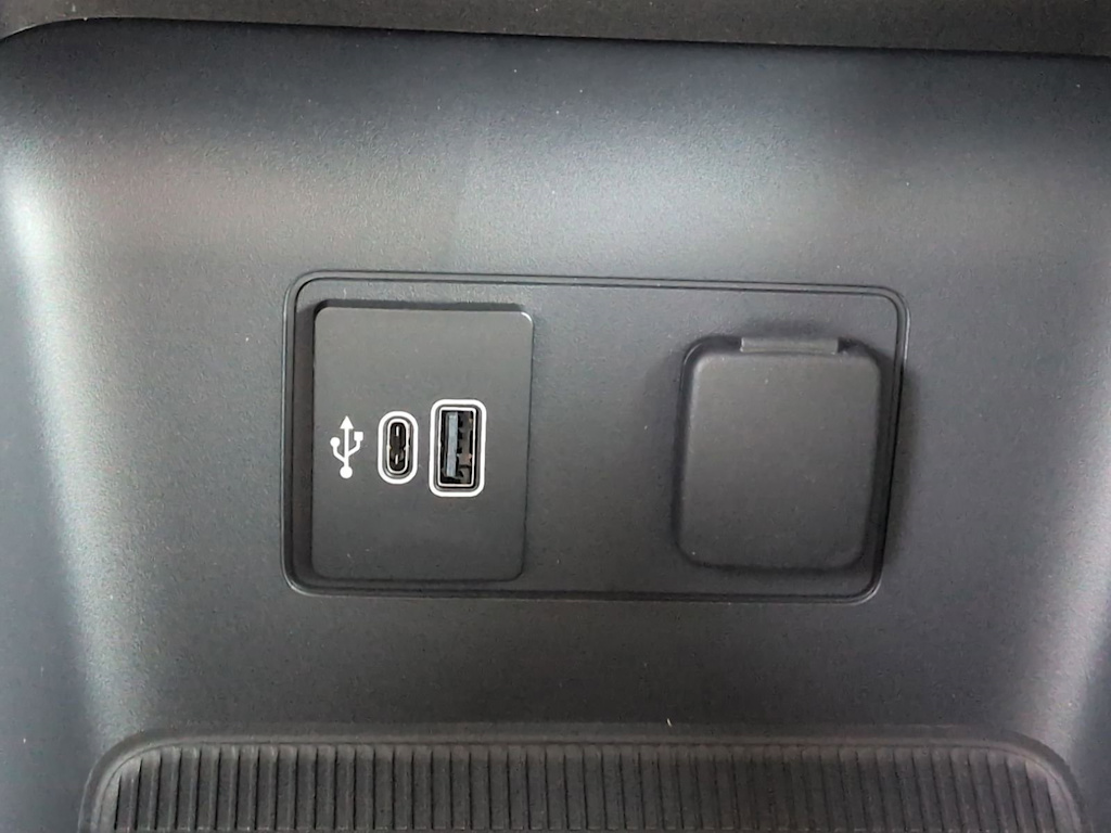 Thumbnail: 2026 Ford Explorer - 33