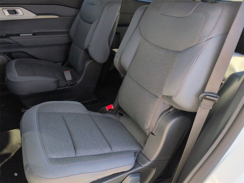 Thumbnail: 2026 Ford Explorer - 12