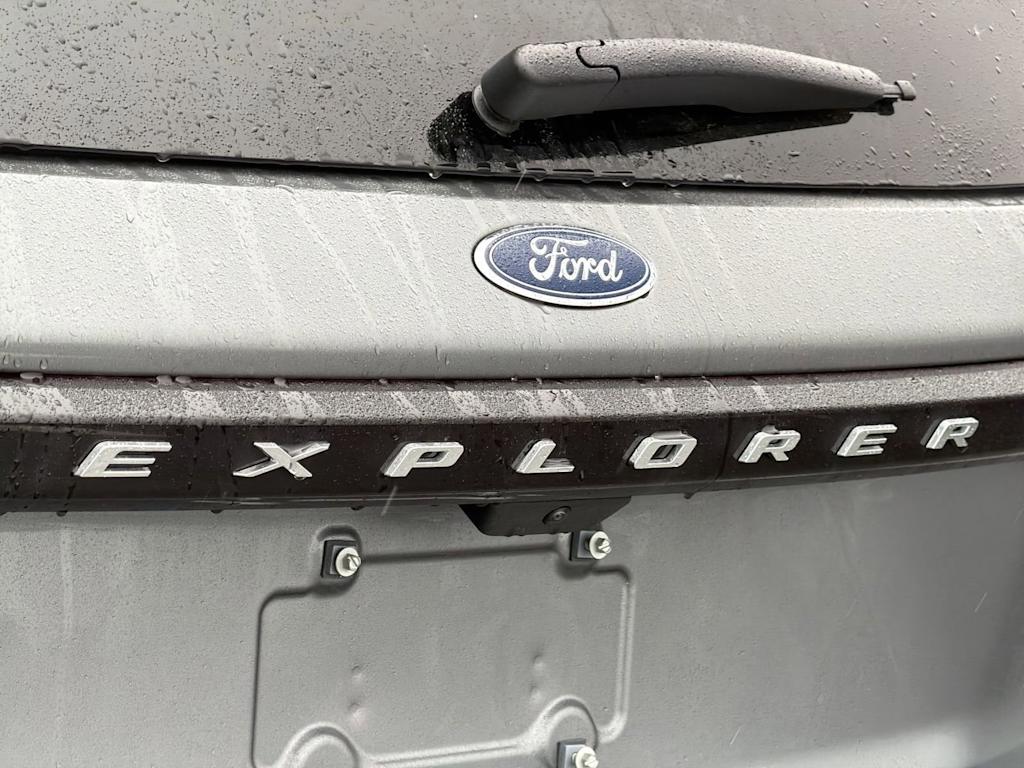 Thumbnail: 2026 Ford Explorer - 25